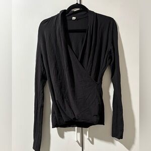 Women’s Lululemon Athletica Black Long Sleeve Wrap Blouse